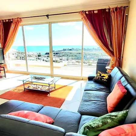Penthouse With Sea Views Албуфейра