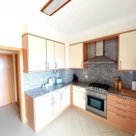 Penthouse With Sea Views Албуфейра