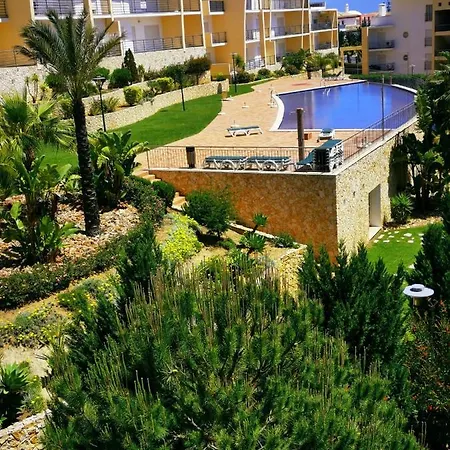 Penthouse With Sea Views Апартаменти Албуфейра